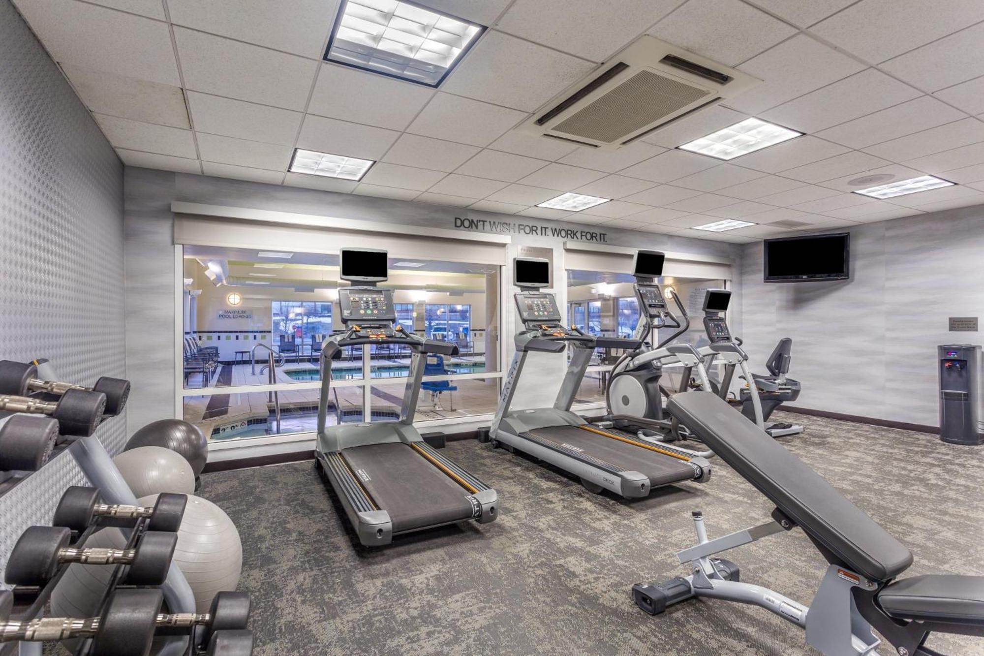 Hotel Fairfield And By Marriott East 3*